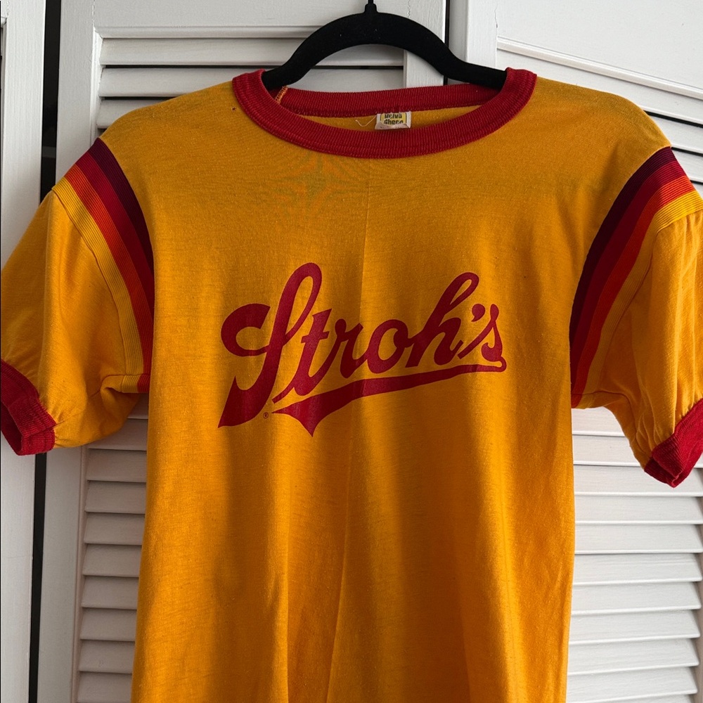 Vintage Stroh's Yellow and Red T-Shirt